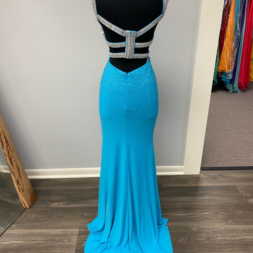 Prom Dress - Picture 3 of 4